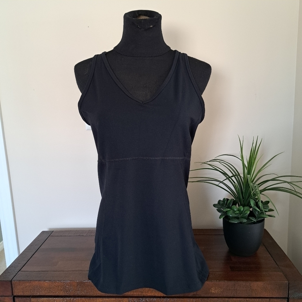 NWT Tuff Athletics Veda Active Tank Black Medium Workout Top with Built In Bra